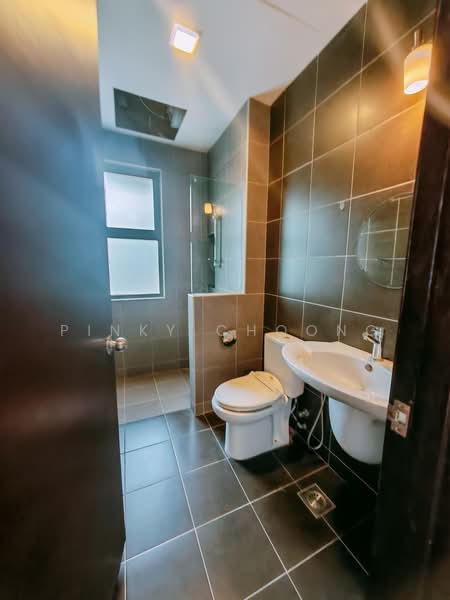 Bungalow House untuk Disewa di Valencia (Sungai Buloh) - Pinky Choong - PropertyGuru.com.my