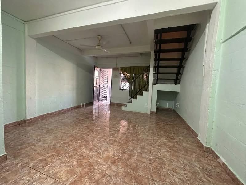 2-storey Terraced House for Sale in Senai (Kulai) - ALHAFIZ AZIS - Interior - PropertyGuru.com.my