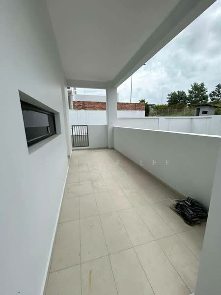 Rumah Teres untuk Dijual di Taman Desa Tebrau (Tebrau) - Daphne Lee - Balcony - PropertyGuru.com.my