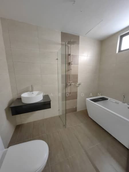 Service Residence for Sale at Molek Regency - Edward Gan - Bathroom - PropertyGuru.com.my