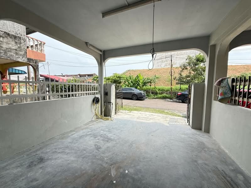 2-storey Terraced House for Sale in Taman Desa Kluang (Kluang) - Sam Bro - Exterior - PropertyGuru.com.my