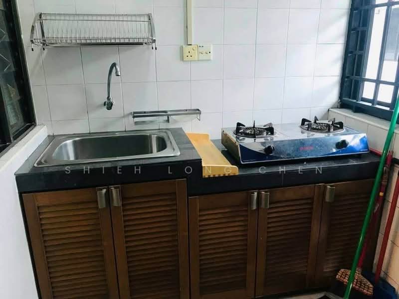 Rumah Teres 1-Tingkat untuk Dijual di Taman Molek (Johor Bahru) - Shieh Long Chen - Kitchen - PropertyGuru.com.my
