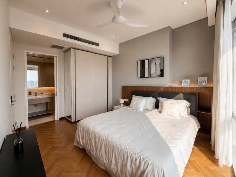 Kediaman Servis untuk Dijual di Southpoint Residences - Jay Tian - Master Bedroom - PropertyGuru.com.my