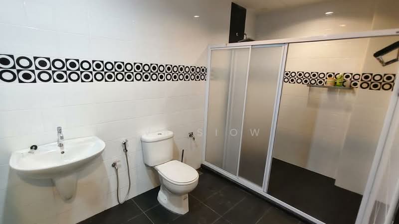 Bungalow House for Sale in Taman Suria (Johor Bahru) - Eva Siow - Bathroom - PropertyGuru.com.my