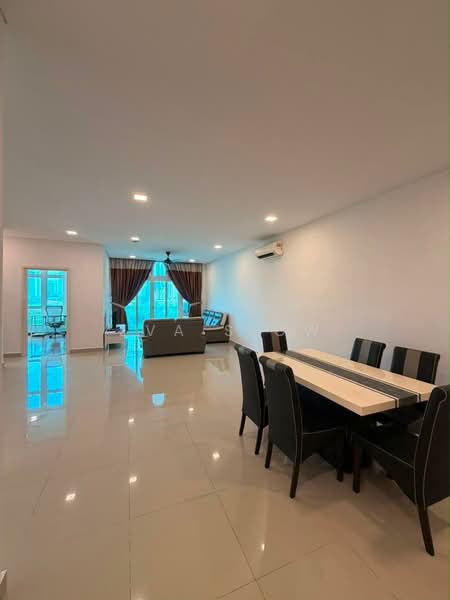 Kediaman Servis untuk Disewa di 1Medini - Eva Siow - Living Room - PropertyGuru.com.my