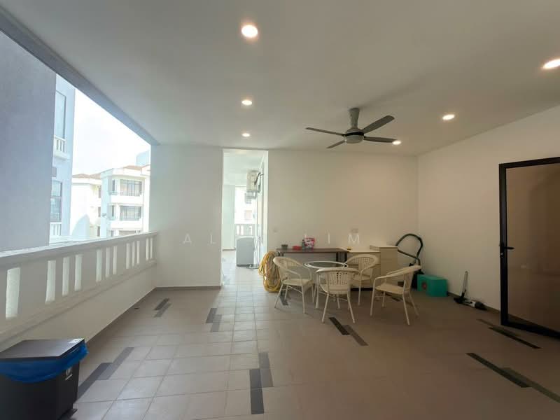 Kondominium untuk Disewa di Logan Residency (Logan Mansion) - Alex Lim - Balcony - PropertyGuru.com.my