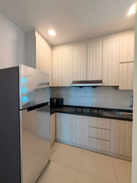 Kediaman Servis untuk Dijual di 1Medini - Eva Siow - Kitchen - PropertyGuru.com.my