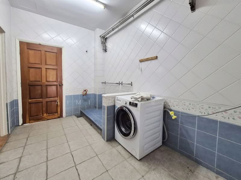Bungalow House for Sale in Kota Damansara (Selangor) - Aimi Mahirah - PropertyGuru.com.my