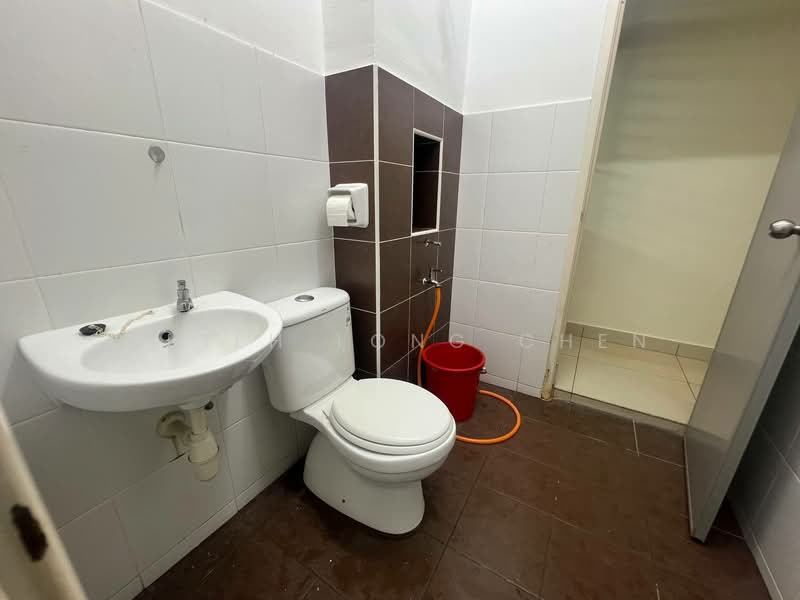 Rumah Teres 2-Tingkat untuk Disewa di Rini Hills 2 (Skudai) - Shieh Long Chen - Bathroom - PropertyGuru.com.my
