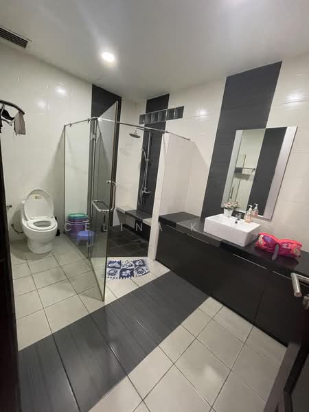 3-storey Terraced House for Sale in Sierramas (Sungai Buloh) - Celina Koh - Bathroom - PropertyGuru.com.my