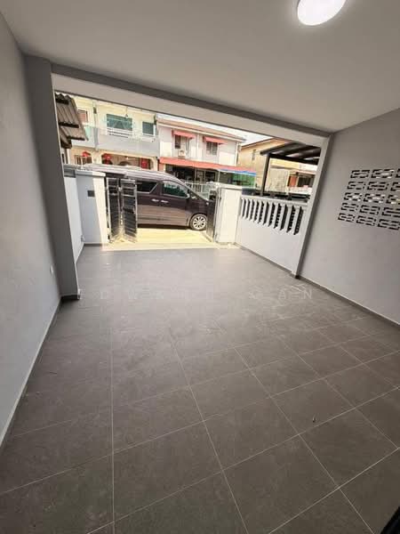 Rumah Teres 2-Tingkat untuk Dijual di Taman Desa Jaya (Johor Bahru) - Edward Gan - Exterior - PropertyGuru.com.my