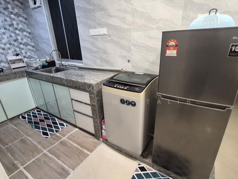 Pangsapuri untuk Disewa di Lumayan Apartment (Bdr Tasik Permaisuri) - Shafiq Muttalib - Kitchen - PropertyGuru.com.my