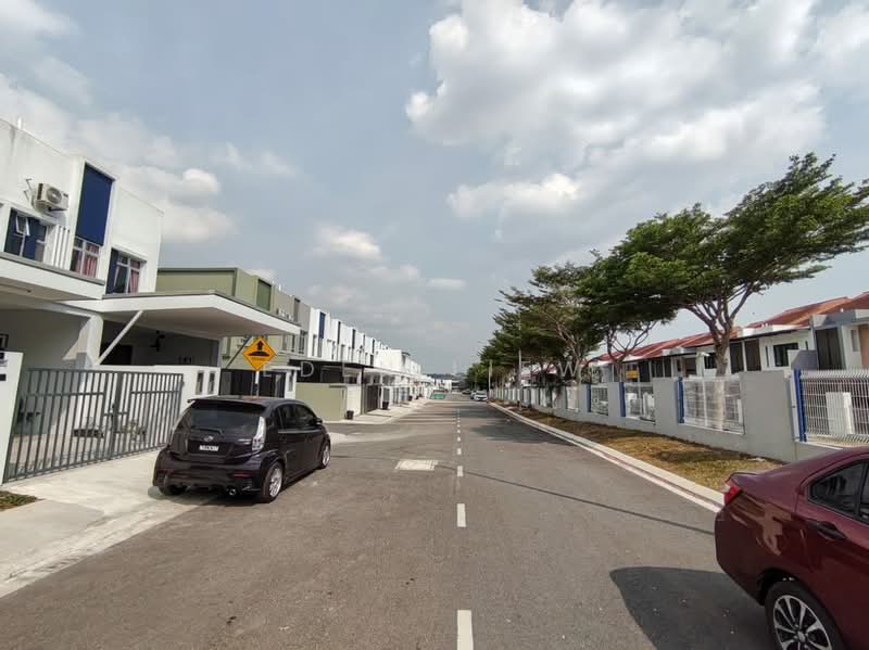 Rumah Teres untuk Disewa di Bandar Dato Onn (Tebrau) - Eden Liew - Exterior - PropertyGuru.com.my
