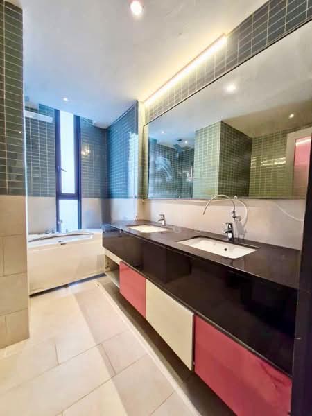 Rumah Teres untuk Disewa di Desa Parkcity (Kuala Lumpur) - Jane Goh - Bathroom - PropertyGuru.com.my