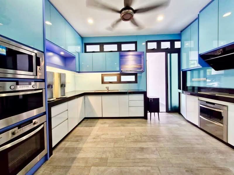 Rumah Teres untuk Disewa di Desa Parkcity (Kuala Lumpur) - Jane Goh - Kitchen - PropertyGuru.com.my