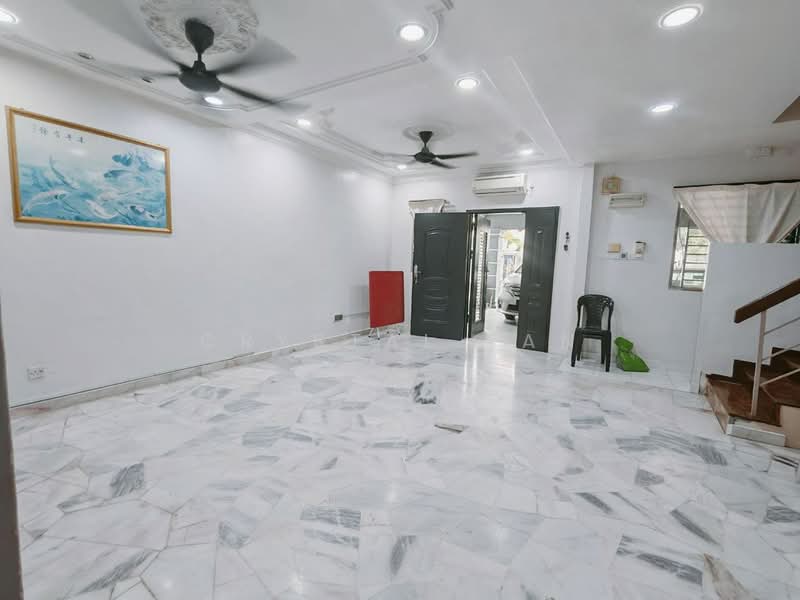 Rumah Teres 2-Tingkat untuk Dijual di Taman Selesa Jaya (Iskandar Puteri (Nusajaya)) - Crystal Tan - Living Room - PropertyGuru.com.my