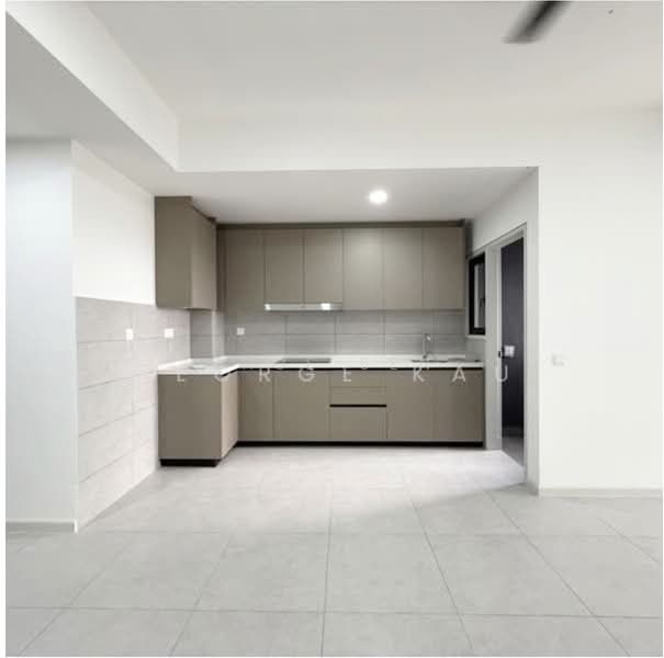 Kediaman Servis untuk Dijual di Teja @ Subang Jaya City Centre (SJCC) - Shue Sen - Kitchen - PropertyGuru.com.my