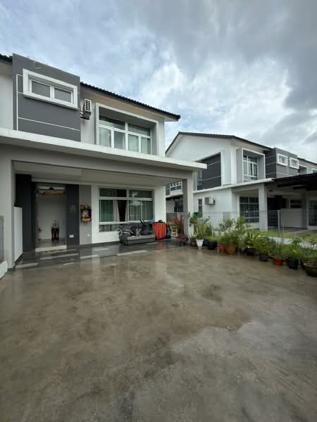 2-storey Terraced House for Sale in Taman Impian Emas (Skudai) - Kok Hui - Exterior - PropertyGuru.com.my