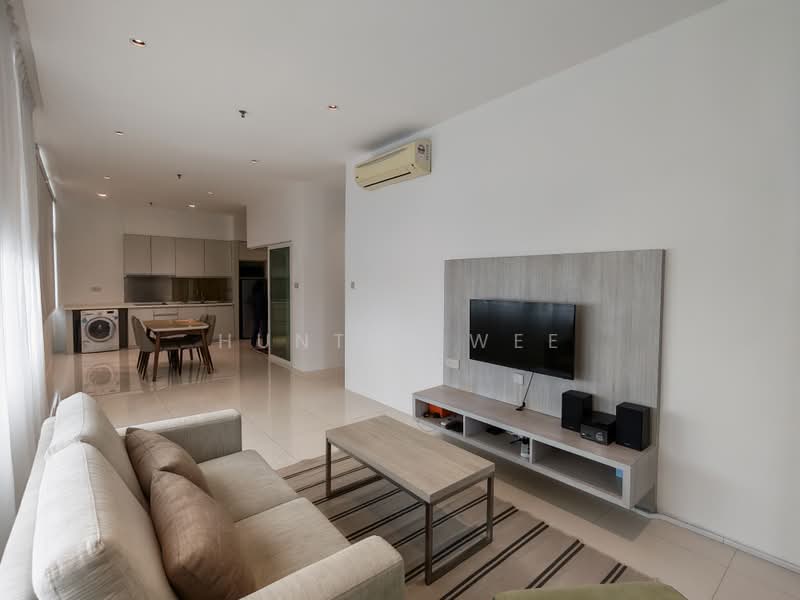 Kondominium untuk Dijual di Upland Serviced Suite (USS) - Hunter Wee - Living Room - PropertyGuru.com.my