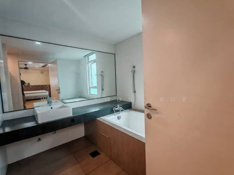 Kondominium untuk Dijual di Ceriaan Kiara - Weng Loong Kok - Bathroom - PropertyGuru.com.my