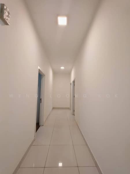 Kondominium untuk Dijual di Ceriaan Kiara - Weng Loong Kok - Corridor - PropertyGuru.com.my
