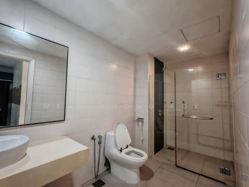 Kondominium untuk Dijual di Ceriaan Kiara - Weng Loong Kok - Bathroom - PropertyGuru.com.my