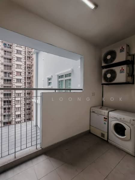 Kondominium untuk Dijual di Ceriaan Kiara - Weng Loong Kok - Balcony - PropertyGuru.com.my