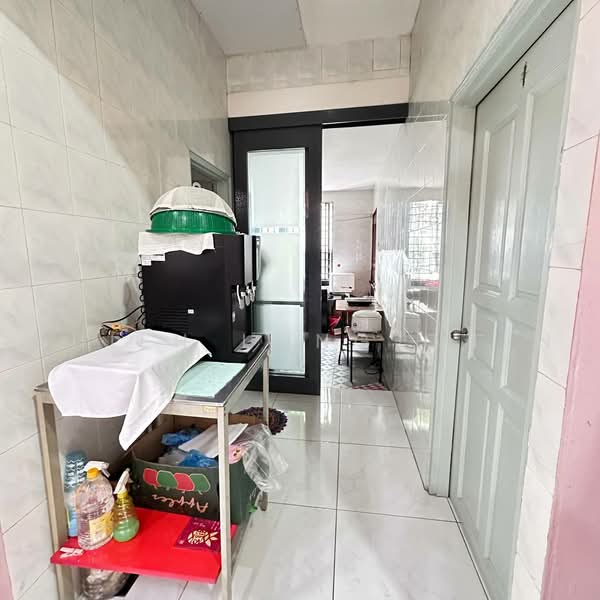 Rumah Teres 2-Tingkat untuk Dijual di Johor Bahru (Johor) - Shieh Long Chen - Corridor - PropertyGuru.com.my