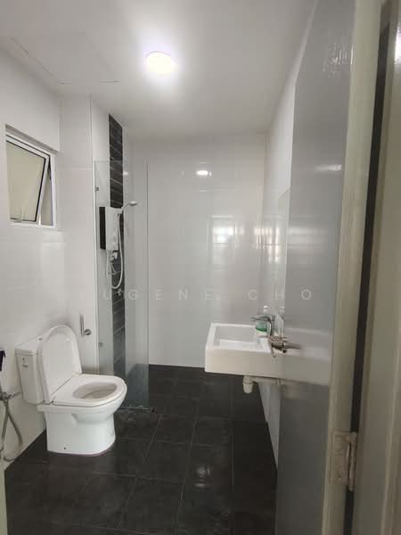 Kediaman Servis untuk Disewa di Mesahill - Eugene Cho - Bathroom - PropertyGuru.com.my