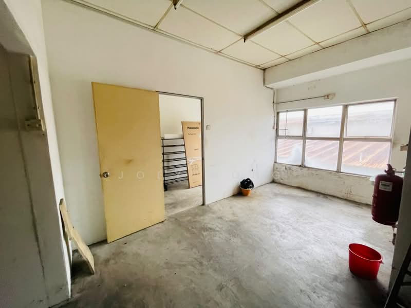Kedai untuk Disewa di Pusat Perdagangan Seri Kembangan (Seri Kembangan) - Joey Wong - Interior - PropertyGuru.com.my
