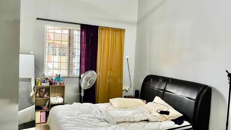 Rumah Teres 1-Tingkat untuk Dijual di Seksyen 30 (Shah Alam) - Muhammad Ridhwan Mohd Huzairi - Bedroom - PropertyGuru.com.my