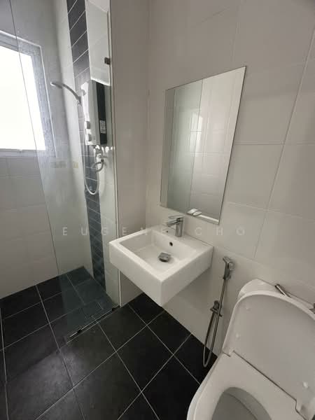 Kediaman Servis untuk Disewa di Mesahill - Eugene Cho - Bathroom - PropertyGuru.com.my