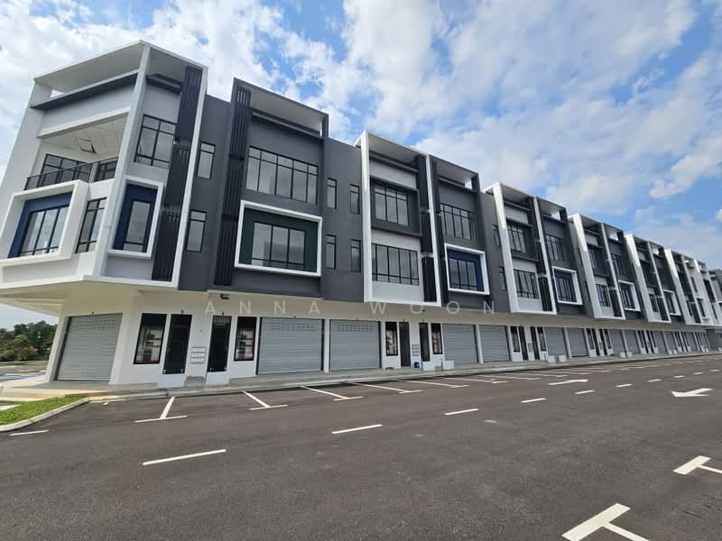 Shop / Office for Rent in Austin Crest (Johor Bahru) - Anna Woon - Exterior - PropertyGuru.com.my