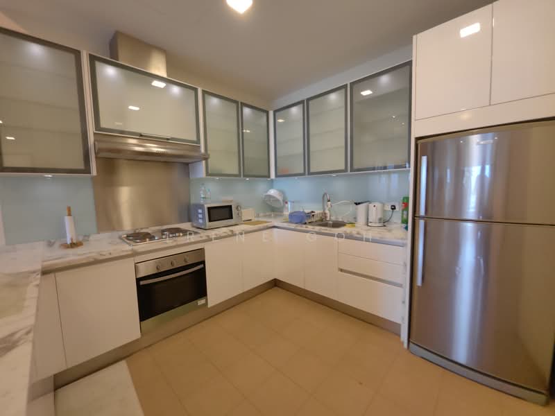 Service Residence for Sale at Straits Quay (The Suites at Waterside) - Irene Goh - Kitchen - PropertyGuru.com.my