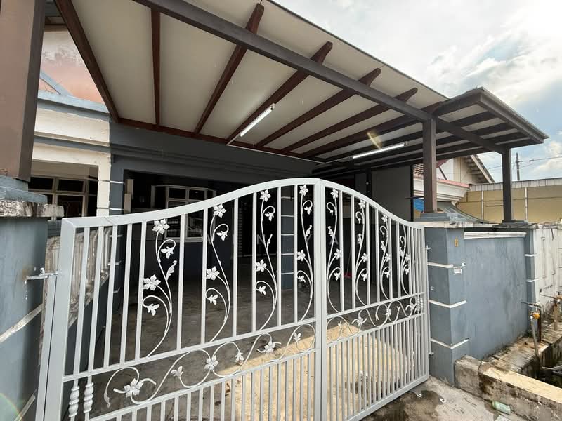 1-storey Terraced House for Rent in Taman Megah Ria (Masai) - Iwen Yap - PropertyGuru.com.my