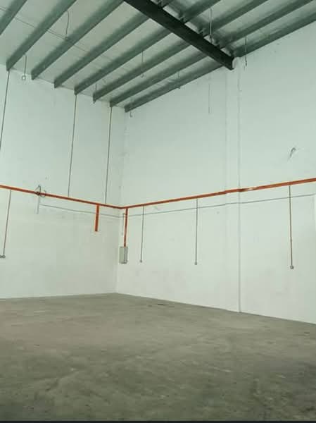 Kilang Berkembar untuk Disewa di Puchong (Selangor) - Aizat Saifulrullah - Interior - PropertyGuru.com.my