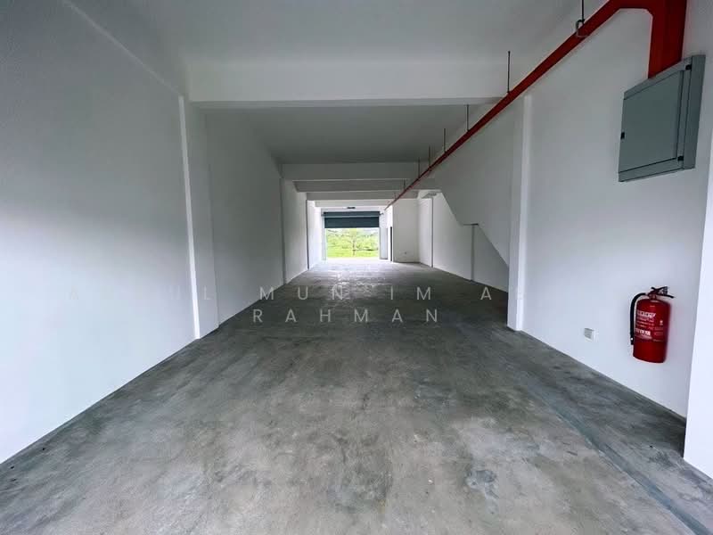 Shop / Office for Sale in Bandar Sunsuria (Sepang) - Abdul Mun'im Abdul Rahman - Interior - PropertyGuru.com.my