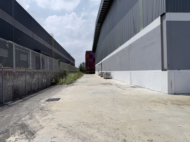 Warehouse for Rent in Pulau Indah Industrial Park (Pelabuhan Klang) - Chandra Sekhar - Exterior - PropertyGuru.com.my