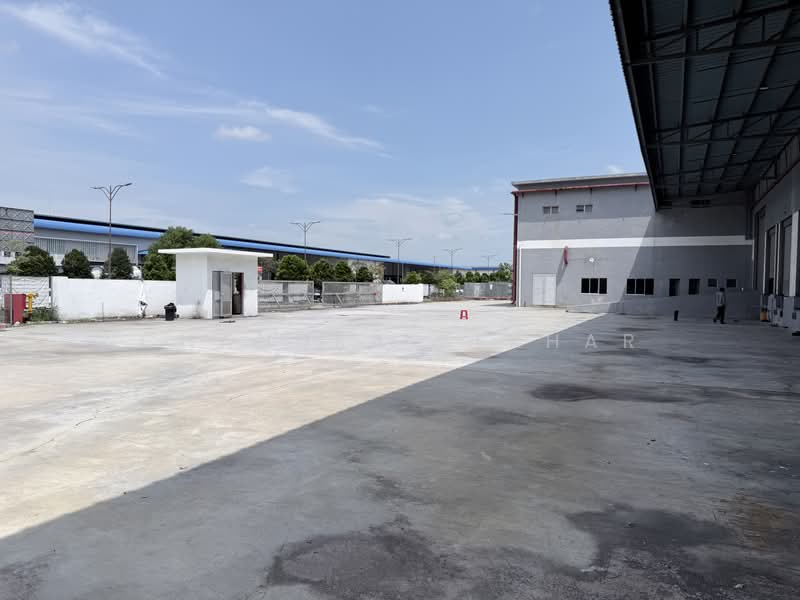 Warehouse for Rent in Pulau Indah Industrial Park (Pelabuhan Klang) - Chandra Sekhar - Exterior - PropertyGuru.com.my