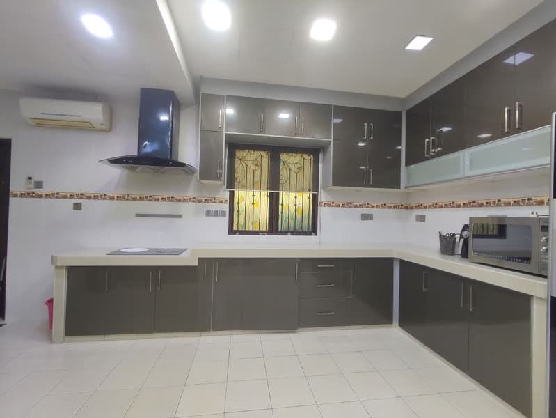 2.5-storey Terraced House for Sale in Taman Impian Indah (Balakong) - Esharani . - PropertyGuru.com.my