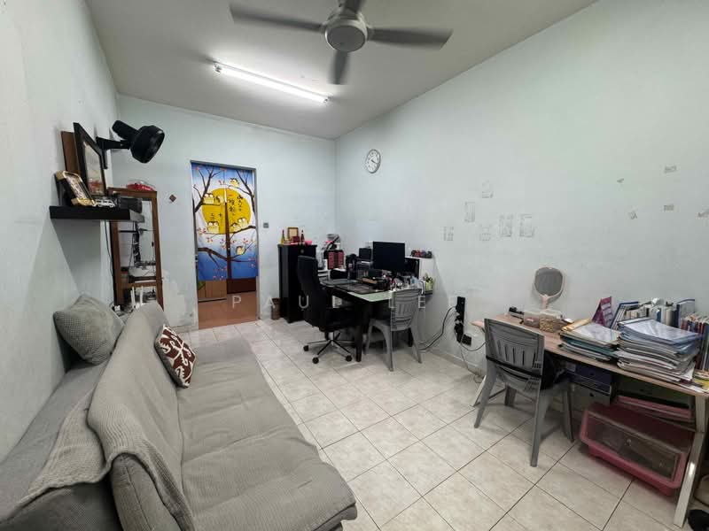 Apartment for Sale at Pangsapuri Lotus (Teratai) - Paul Lee - Study - PropertyGuru.com.my