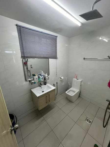 Semi-Detached House for Sale in Bandar Tun Hussein Onn (Cheras) - Aizat Saifulrullah - Bathroom - PropertyGuru.com.my
