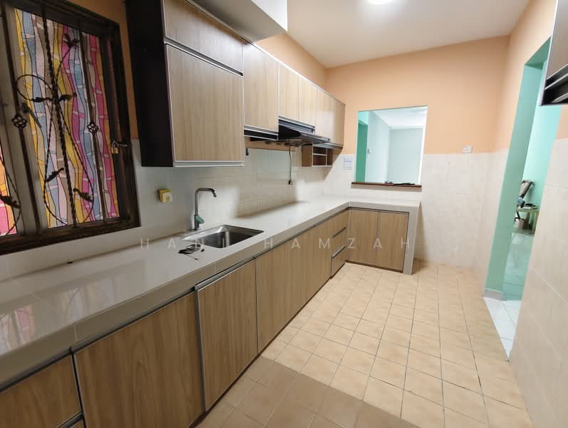 Kondominium untuk Dijual di Tiara Intan - Hani Hamzah - Kitchen - PropertyGuru.com.my
