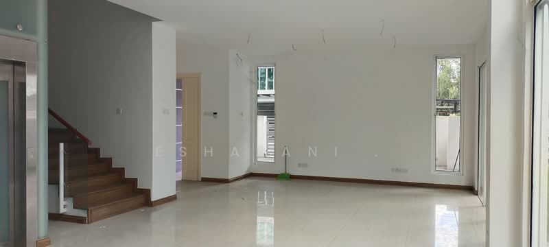 Semi-Detached House for Sale in Taman Bukit Suria II (Cheras) - Esharani . - PropertyGuru.com.my