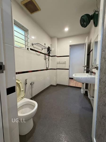 Terraced House for Sale in Bandar Botanic (Klang) - Raymond Choo - Bathroom - PropertyGuru.com.my
