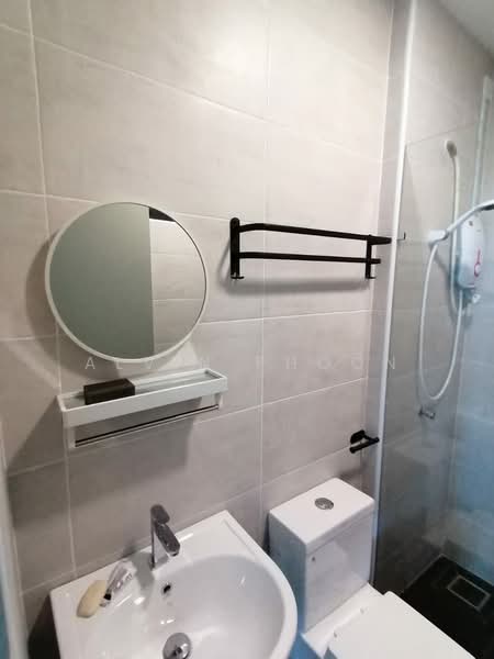 Kediaman Servis untuk Disewa di B11 Parkland Residence - Alvin Phoon - Bathroom - PropertyGuru.com.my