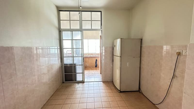 Rumah Teres 2.5-Tingkat untuk Dijual di Taman Bukit Serdang (Seri Kembangan) - Benny Lee - PropertyGuru.com.my