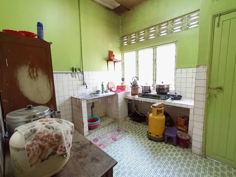 1-storey Terraced House for Sale in Ipoh (Perak) - Chris Chin - Kitchen - PropertyGuru.com.my