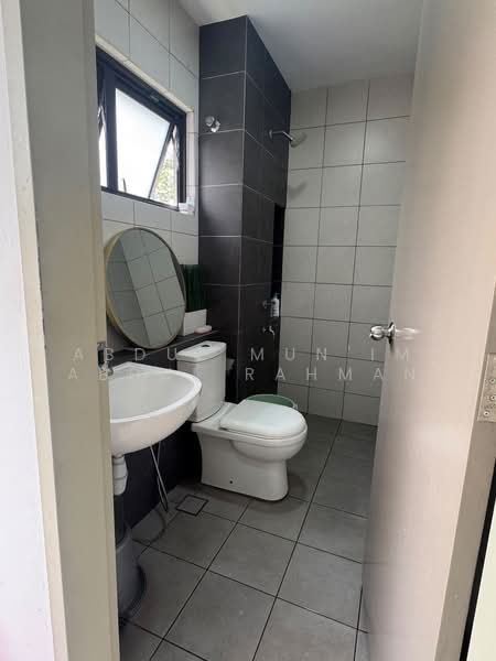 Rumah Teres 2-Tingkat untuk Dijual di Sepang (Selangor) - Abdul Mun'im Abdul Rahman - Bathroom - PropertyGuru.com.my