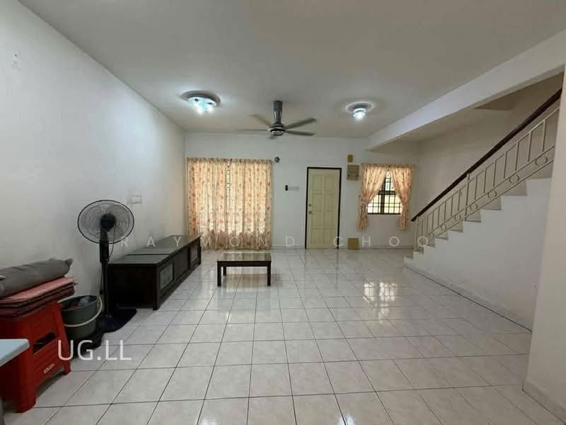 Terraced House for Sale in Bandar Botanic (Klang) - Raymond Choo - Living Room - PropertyGuru.com.my